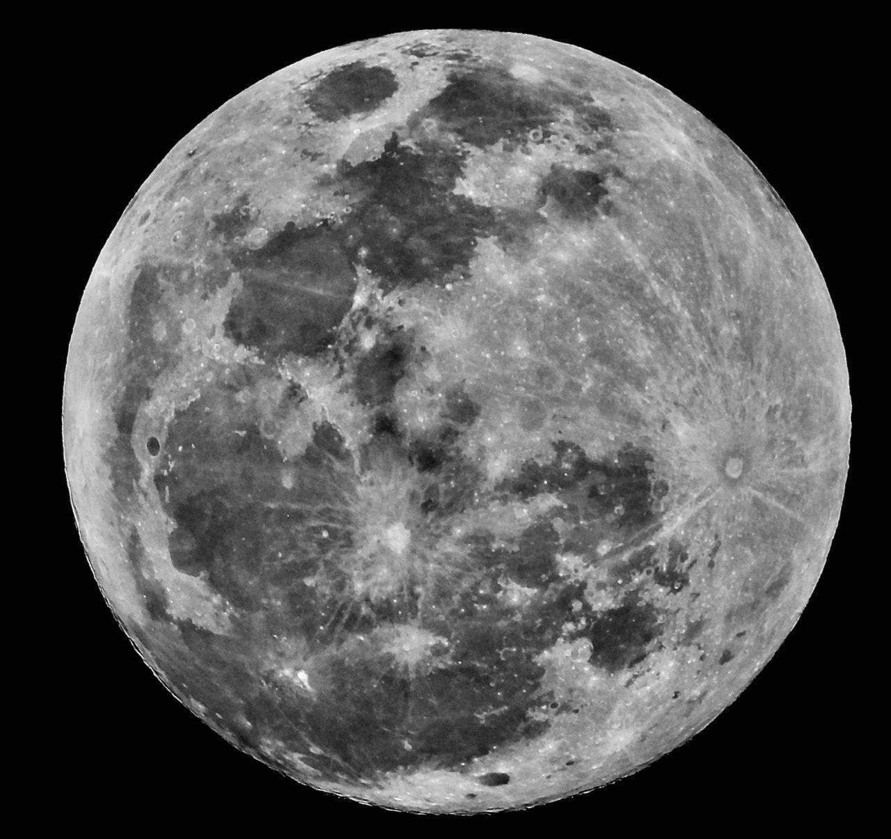 moon_pic_24_apr_4.jpg
